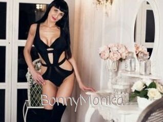 Bonny_Monica