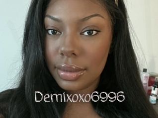 Demixoxo6996