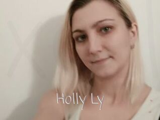 Holly_Ly
