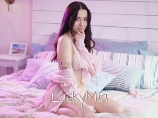 LuckyMia