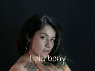 Lola_bony