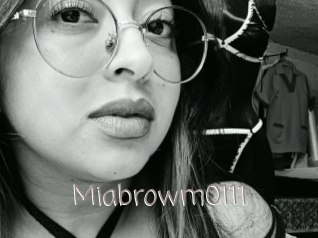 Miabrowm0111