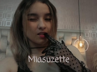 Miasuzette