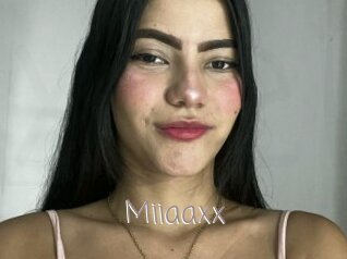 Miiaaxx