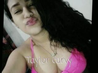 Taylor_curvy