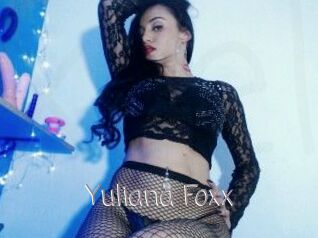 Yuliana_Foxx